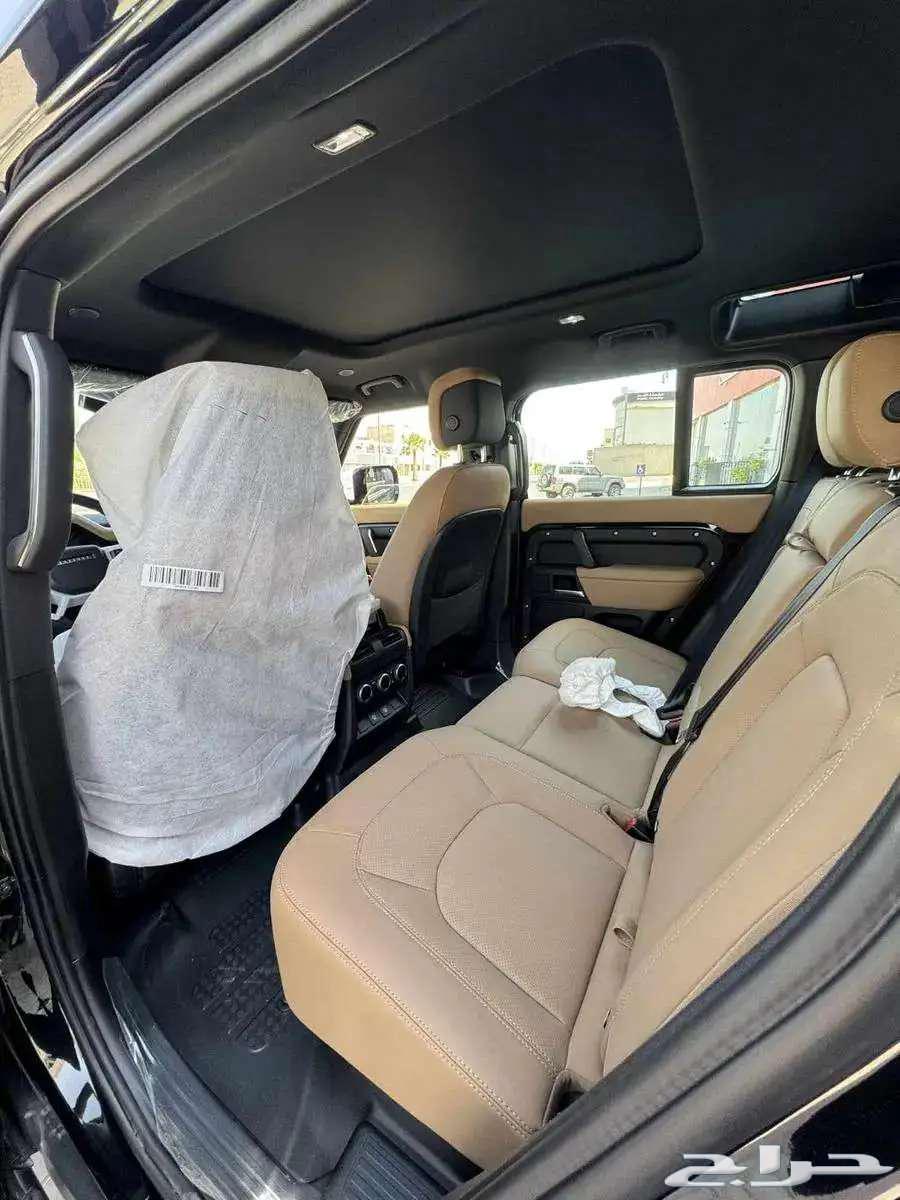 Land Rover Defender HSE X-DYNAMIC Model 202563937805242369114