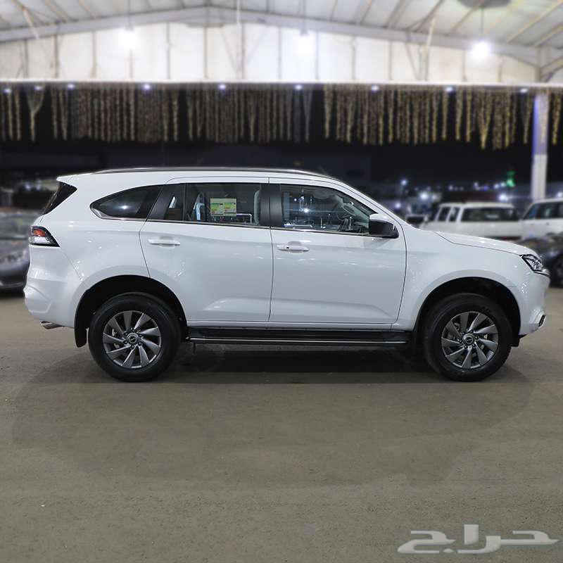 Isuzu MUX Full Option Keyless Start 202464005778519811112
