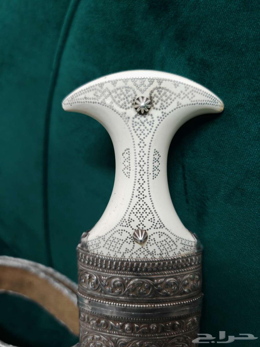 Antique Omani ivory dagger63819594651651113