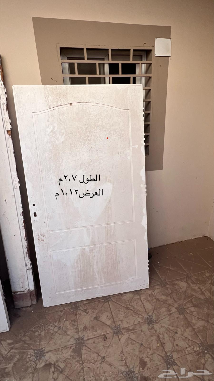بيبان خشب و حديد وغرفة تفتيش ودفاية كرسي فرنجي63745729986050113