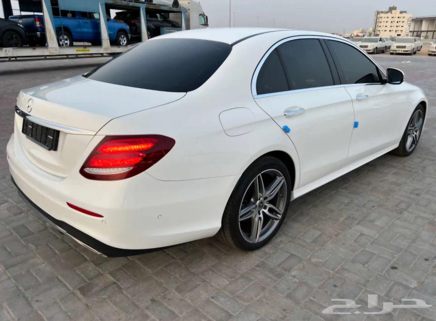 عرض خاص مرسيدس 300 E64012050060801113