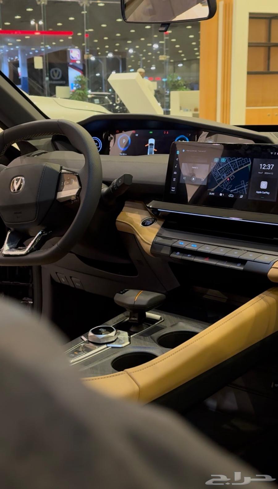 Uni V in 2025 with full sport design and attractive price64022741688321112