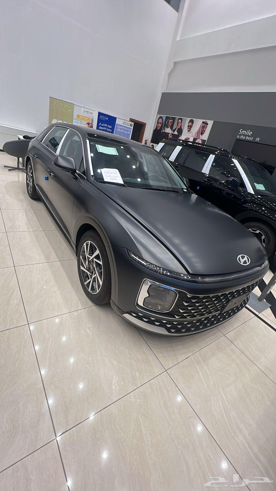 A car that reflects your unique personality. Azera Classic 202563396363659009111
