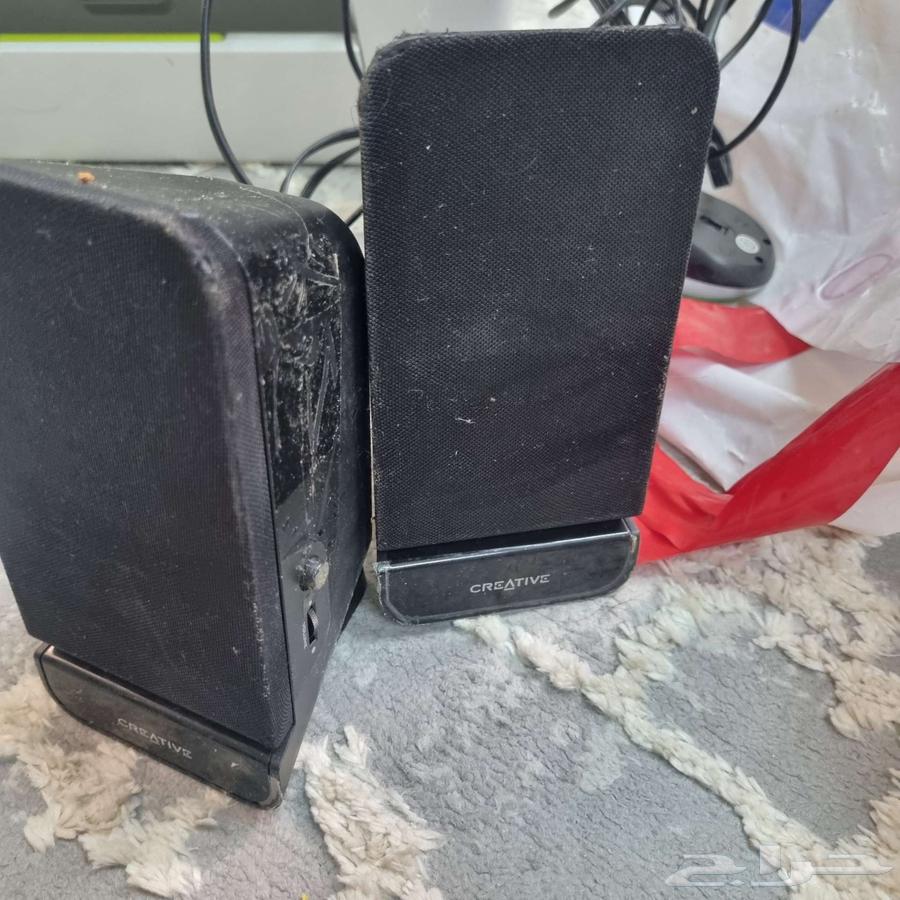 Laptop, printer, and accessories63833878655490112