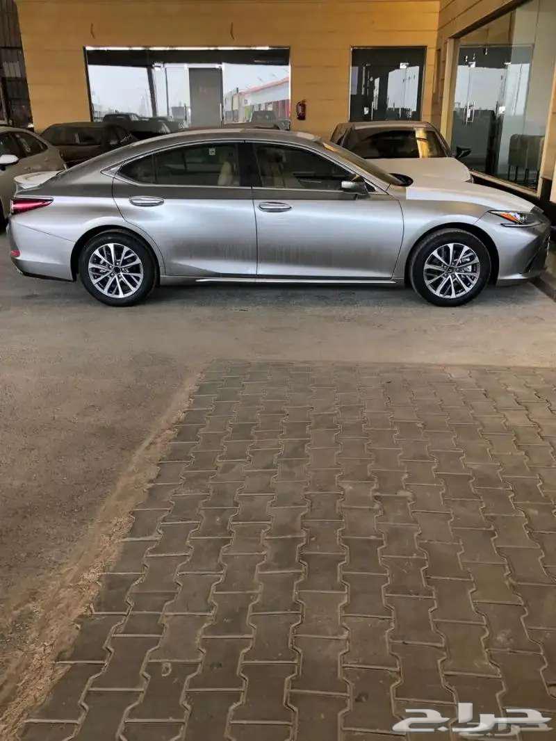 Lexus ES 350 Standard Trim CA Model 2025 from 2695 Monthly - Al-Hassan64042855314050113