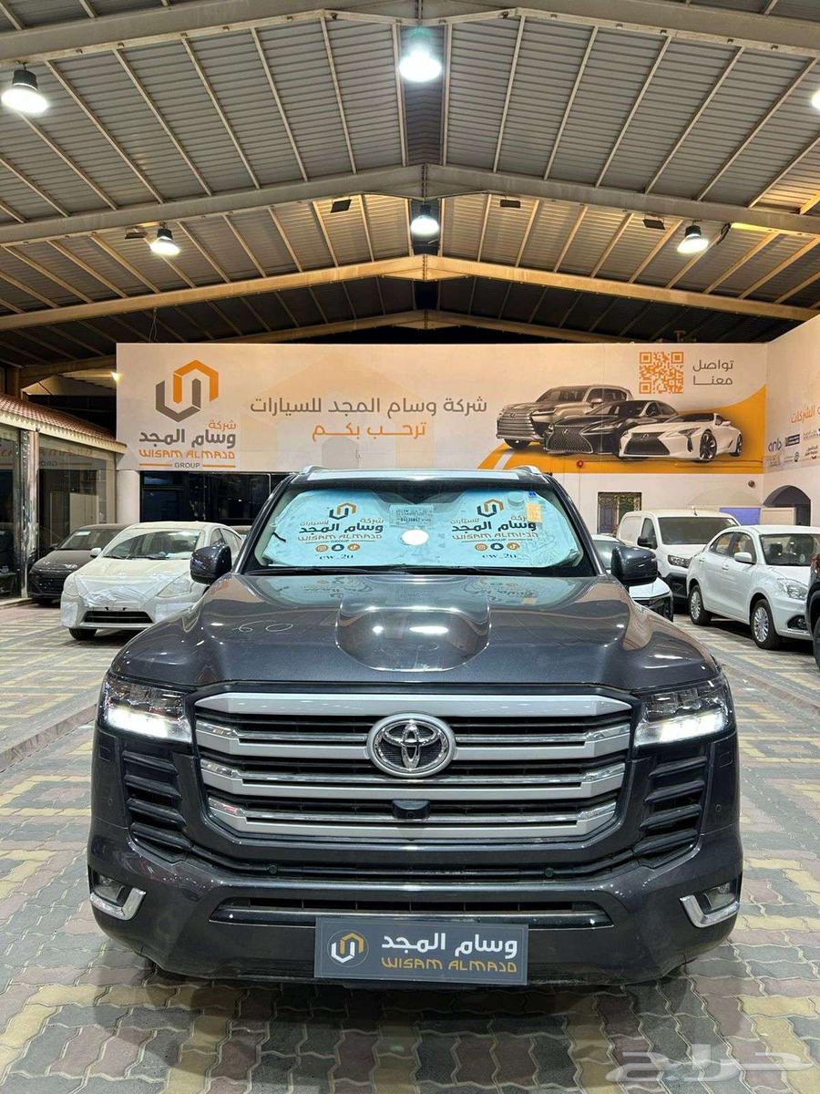 Toyota Land Cruiser GXR L3 2024 Cash and Lease with Ownership64035025653378111