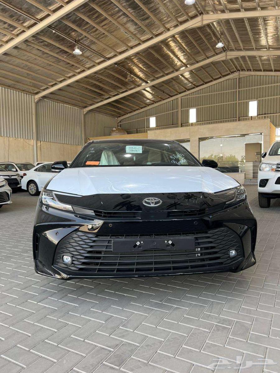 Toyota Camry Hybrid LE 2025 Black64041654657283110