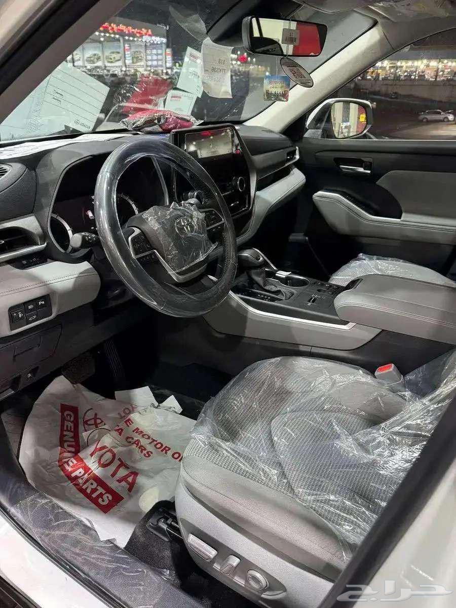 Toyota Highlander GLE and GLE 2025 for Sale Cash or Installment64101908237059113