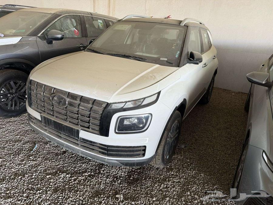 Hyundai Venue 2025 Comfort White with Black Roof, Lowest Price in the Market64068822511106110