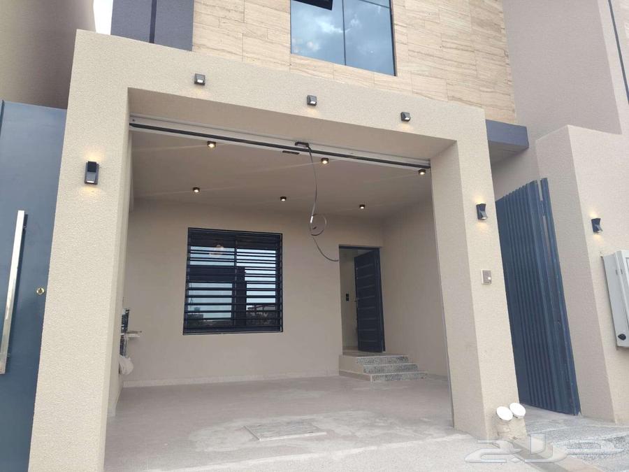 For sale, ground floors and upper roofs in Ahad Rufaydah63612337269123111