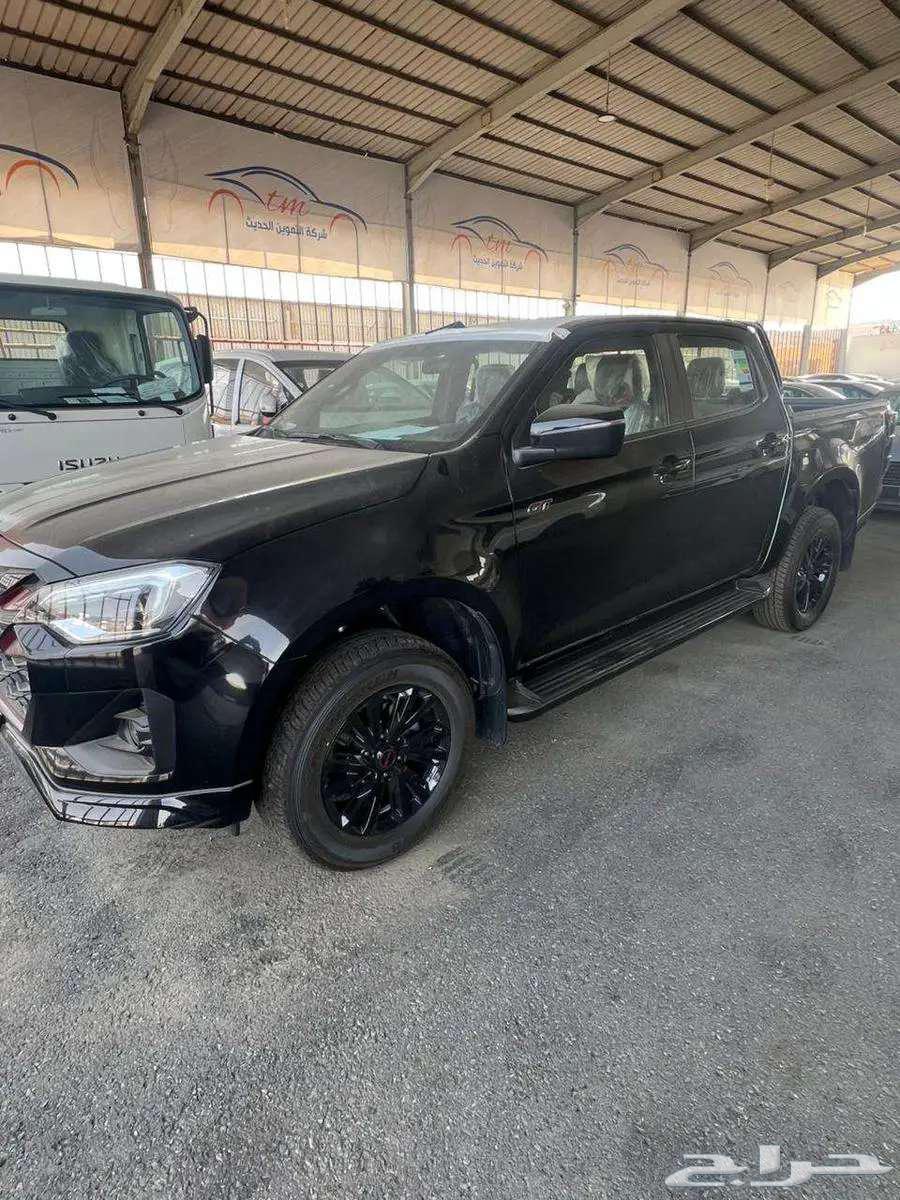 Isuzu D-Max GT Full Option 2025 Gulf Model64101921486594111