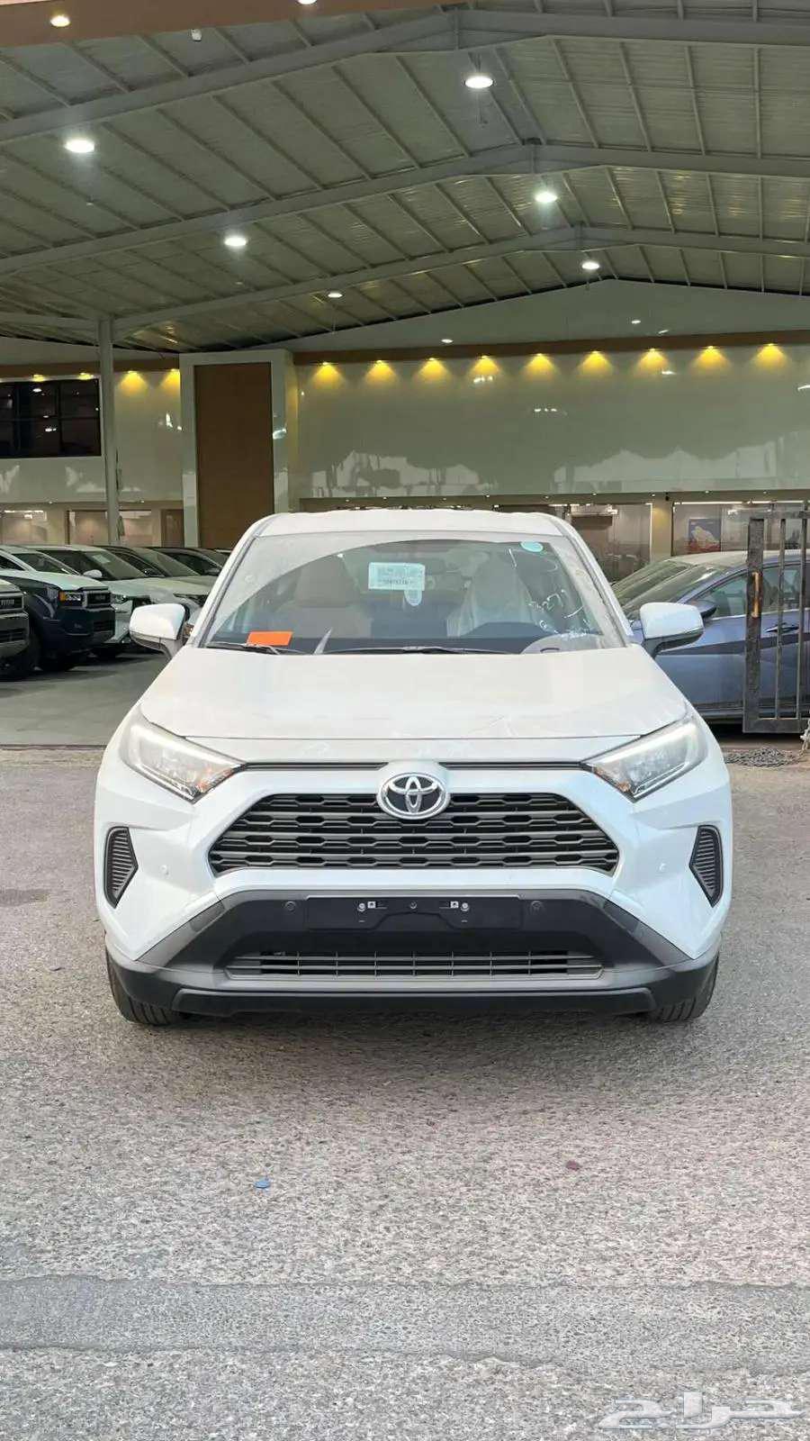 تويوتا راف فور استاندر دبل 2025 بنزين64101915411970111