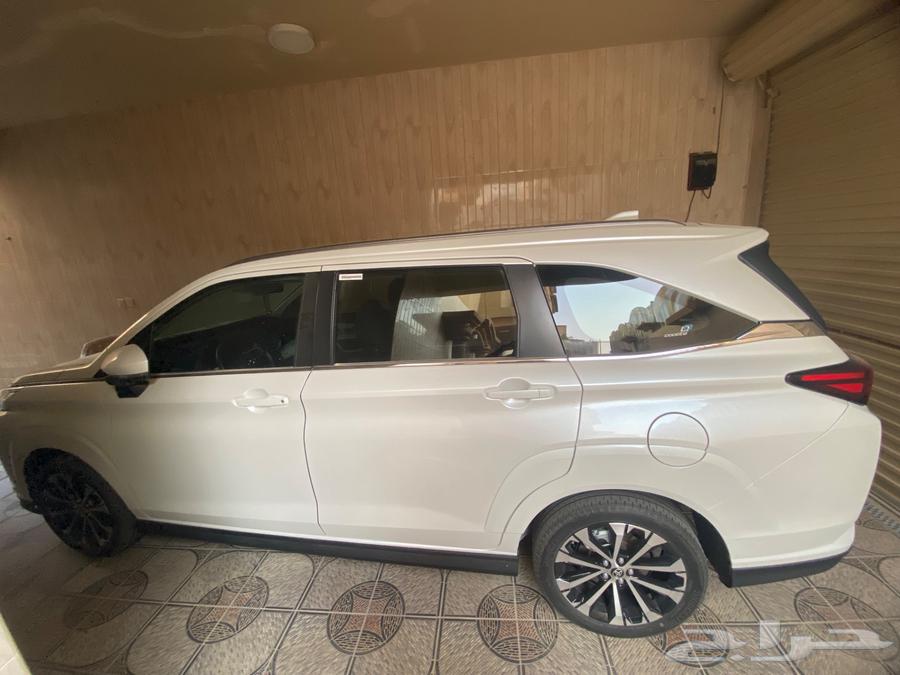 Toyota Veloz 202463618049208835111