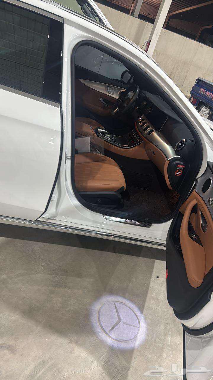 For sale Mercedes E250 model 202064141480627587111