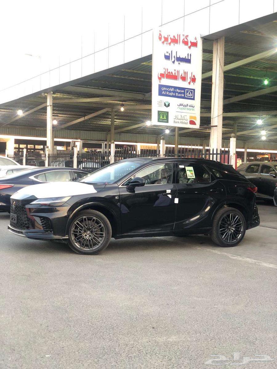 لكزس RX 500 FH سعودي 2025 أسود داخل أحمر64113479237761113