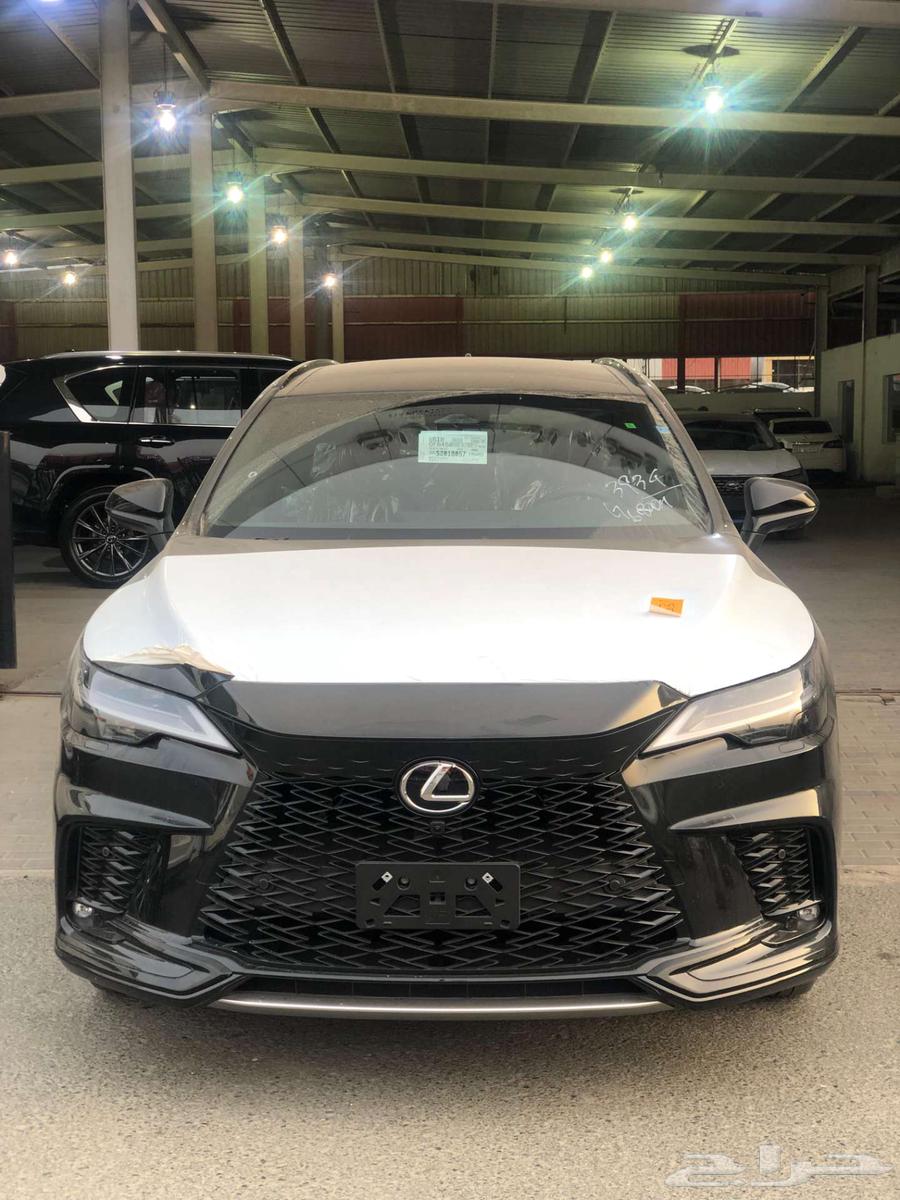 لكزس RX 500 FH سعودي 2025 أسود داخل أحمر64113479237761112