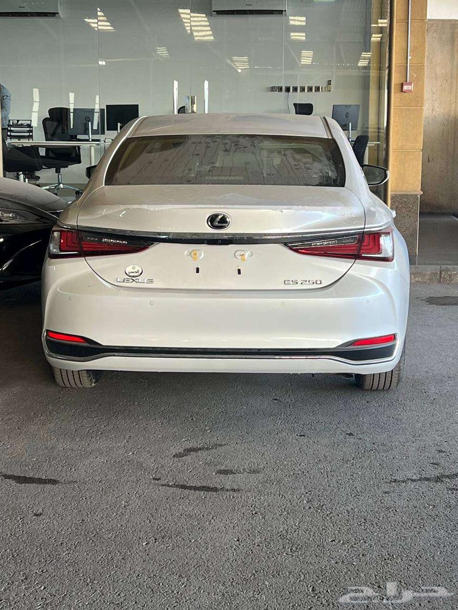 Lexus ES 250 AA Model 2024 on Installment 2597 Al-Hassan64125565434242113