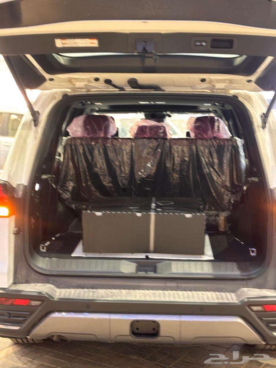 Lexus LX600 BB 2024 White Exterior Red Interior Gulf Region Remote Start Rear Hitch64129565958529114
