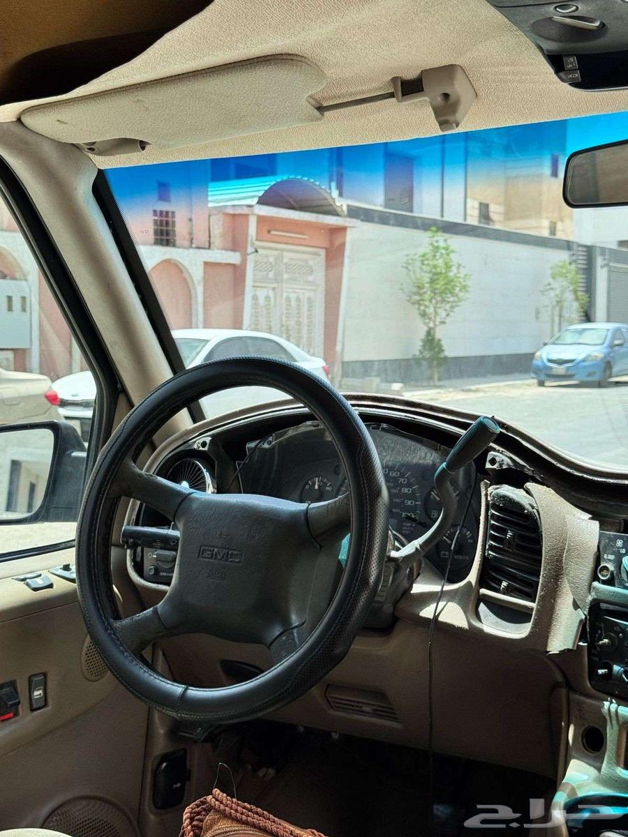 GMC Safari فان موديل 2003 - 6 سلندر للبيع الفوري.64141467746691114