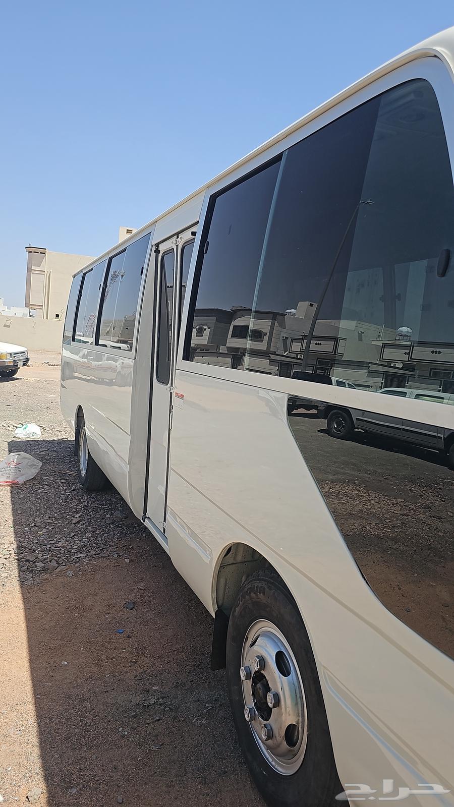 باص تويوتا 30 راكب للإيجار فقط63667649975298113