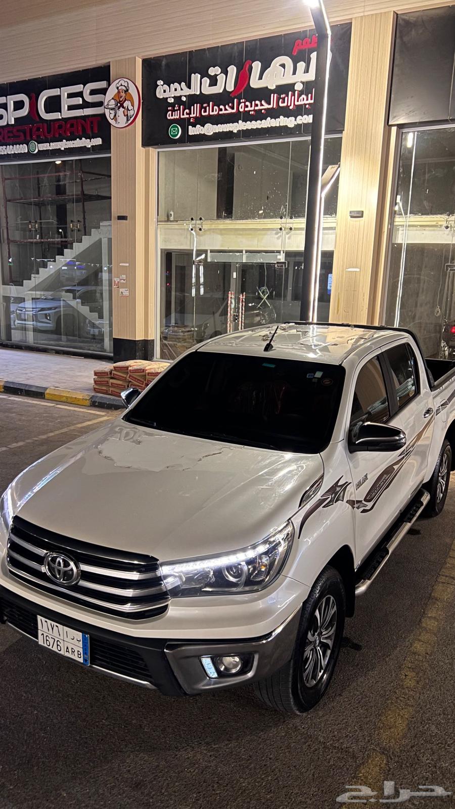 HiLux 202064122538061955111