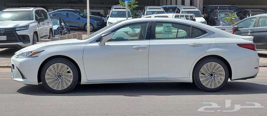2025 Lexus ES350 Full Specs Premium (Installments Available from All Banks)64117498754179114