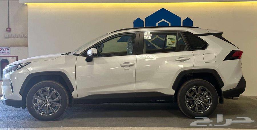 Toyota RAV4 XLE 4X4 202564116172925699111