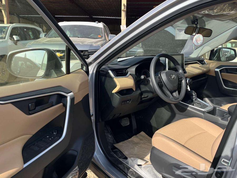 RAV4 LE 2025 Cash and Installment64112841202178114
