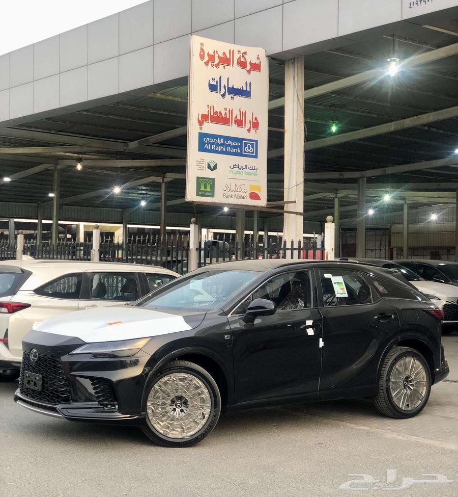 لكزس RX 500 FH سعودي 2025 أسود داخل أحمر64113479237761110