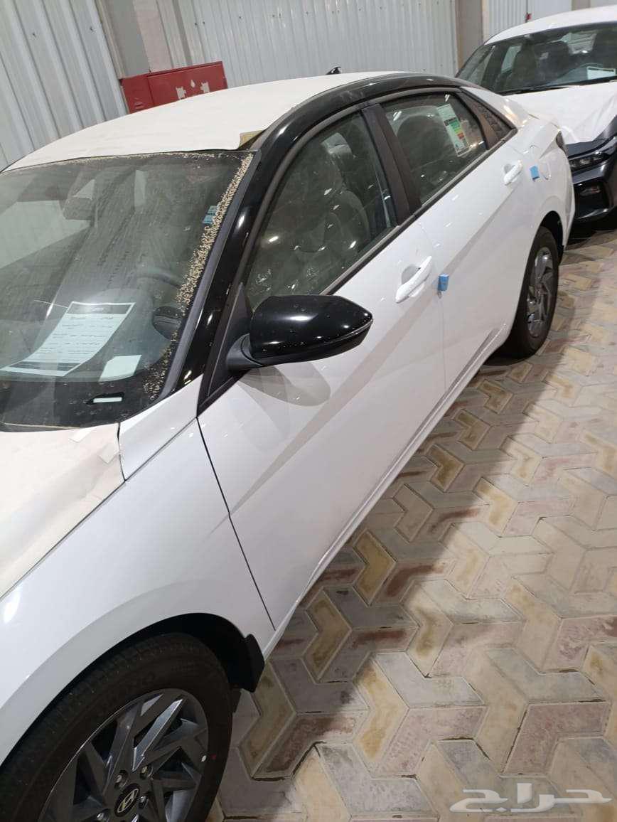 Hyundai Elantra 1.5 and 2.0 2025 Smart and Comfort64163560361987114