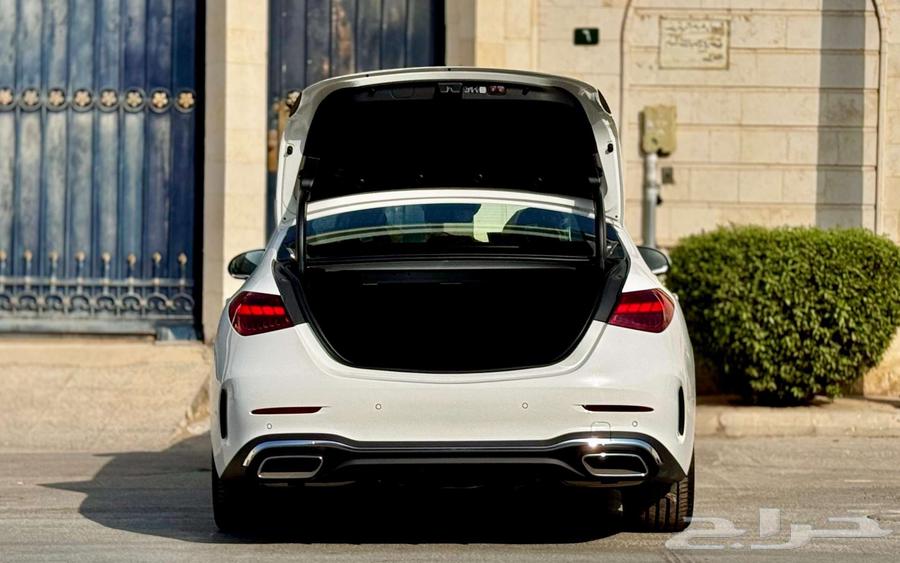 مرسيدس بنز C200 AMG Line 2025 - جديد اصفار64147686835842114