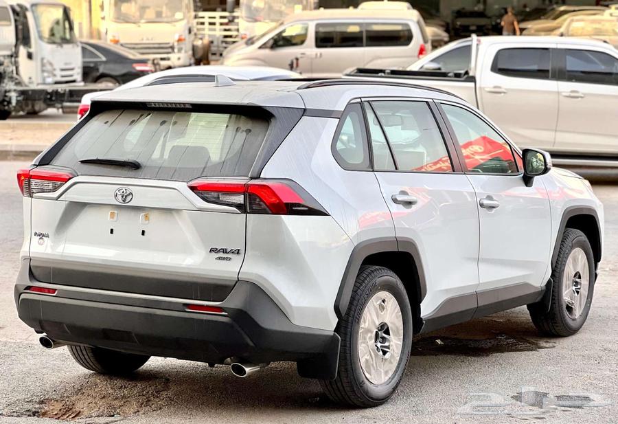 راف فور فتحة XLE بنزين 202564163947559682113