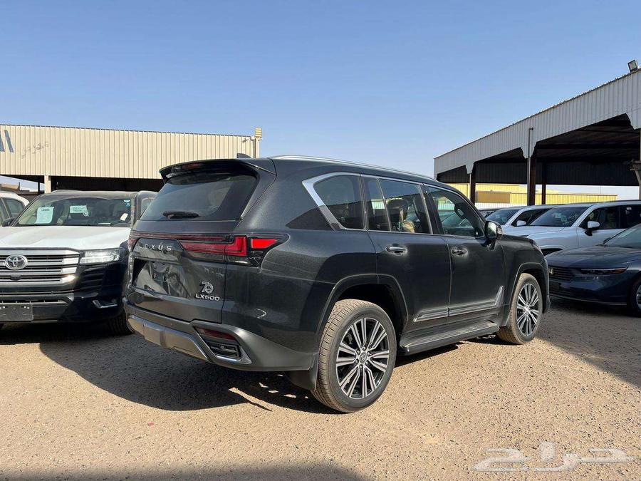 Lexus LX600 BB 2025 Cash and Installment64143955364611112