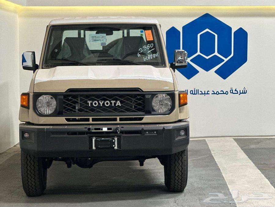 تويوتا لاندكروزر بكب شاص بنزين اوتوماتيك DLX 202564147492862337110