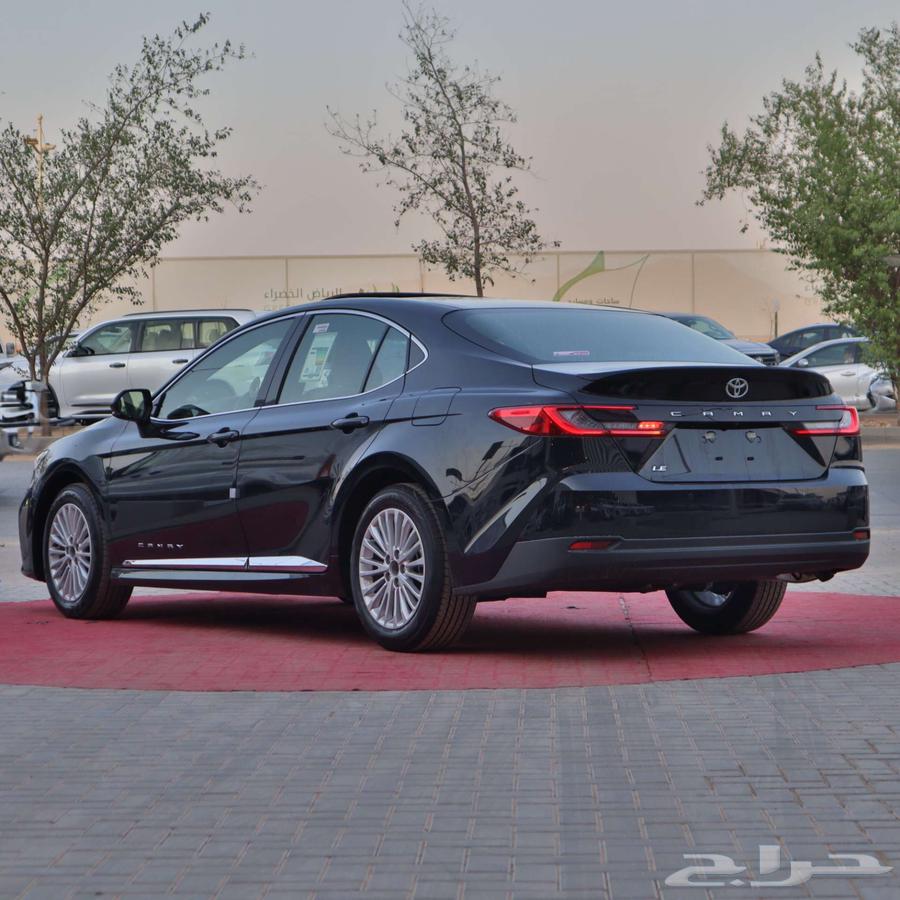 تويوتا كامرى نص فل 2025 للتقسيط64147863651457112