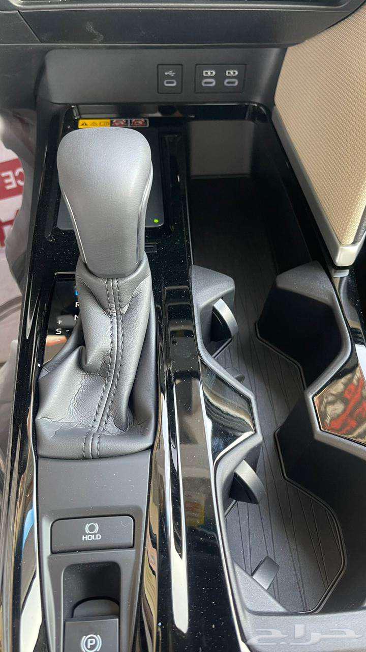 تويوتا كامرى نص فل 2025 اقل سعر64180966648451114