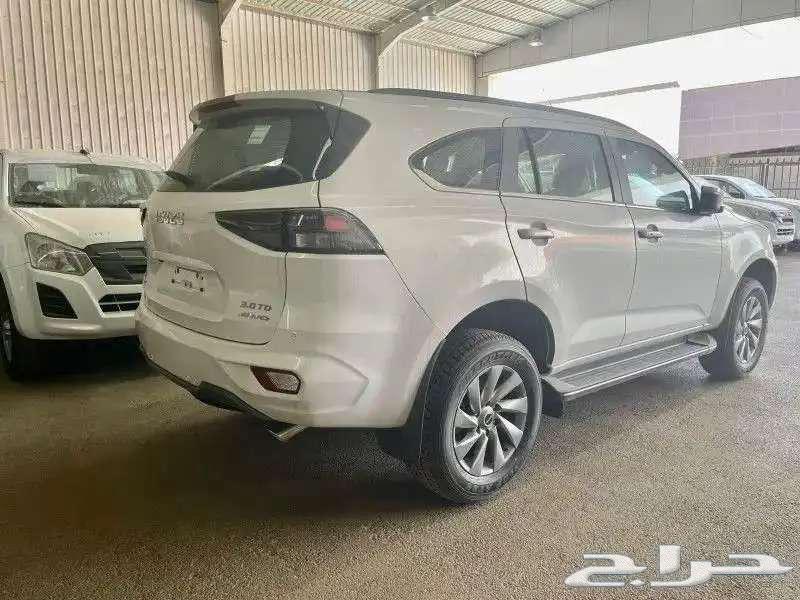 Isuzu MUX Full 202564187494684033113