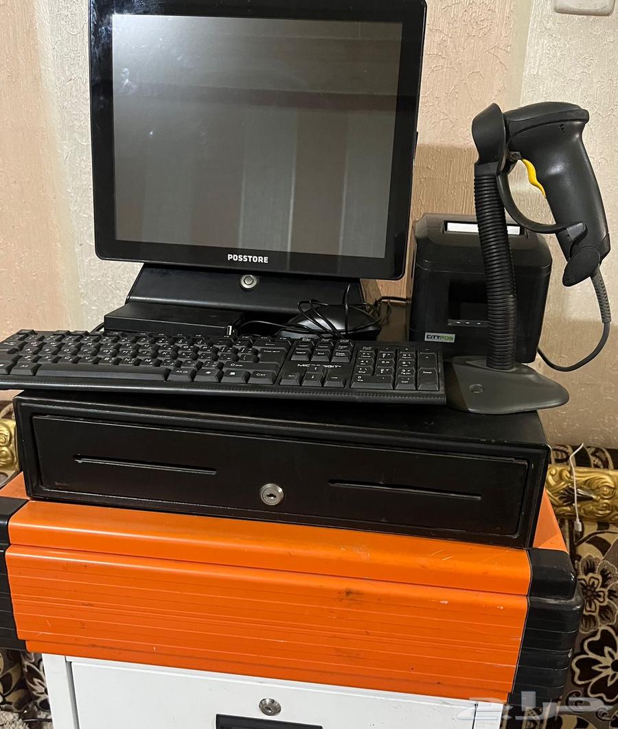 للبيع كاشير كامل مع طاوله محاسبه63941941616899110