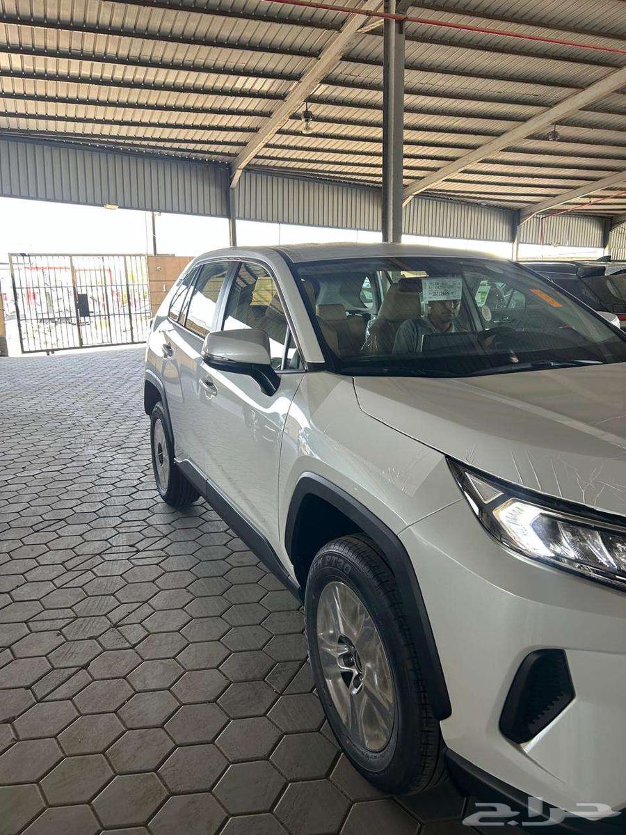 تويوتا راف فور ستاندر 202564187986163587110