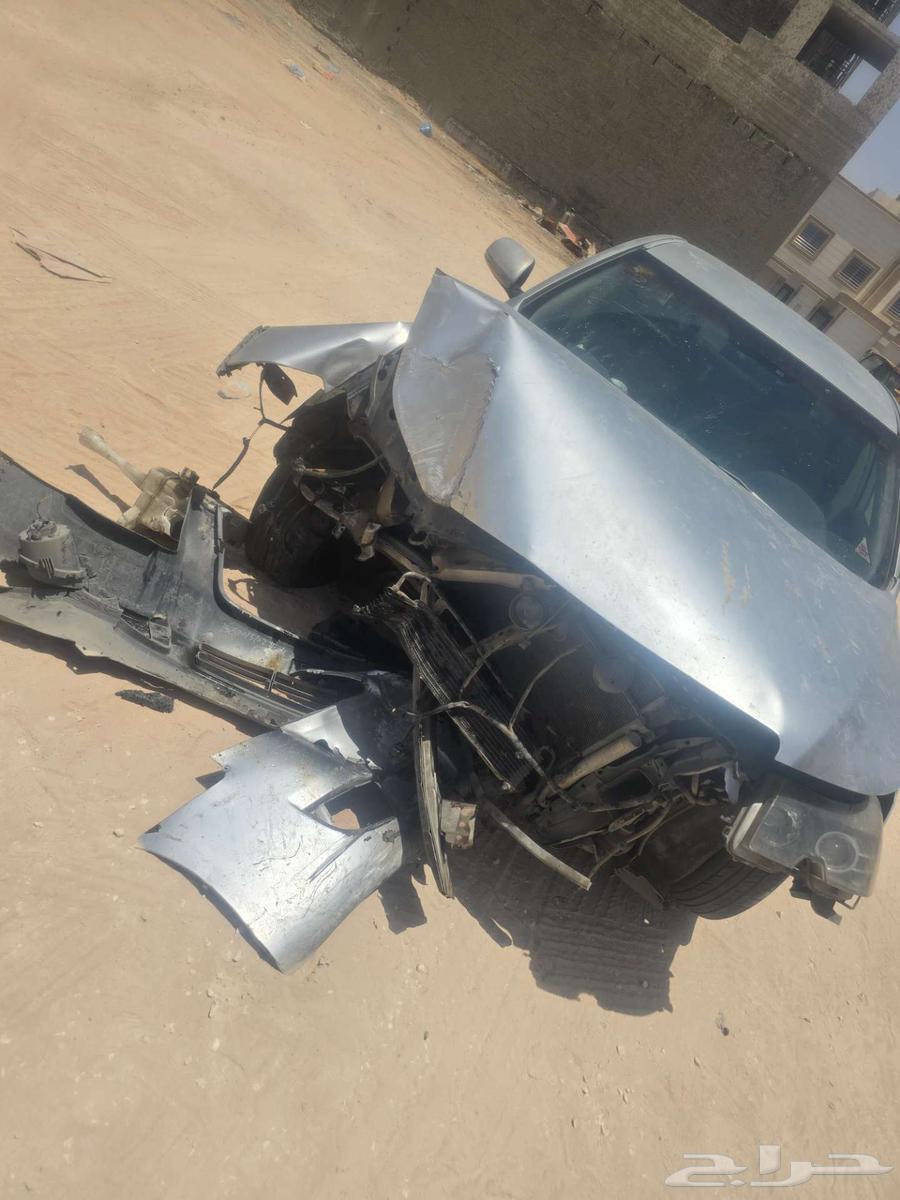 جيلي 2014 مصدمه للبيع وعليها لوحة مميزه ح س ب 188864207315437570113