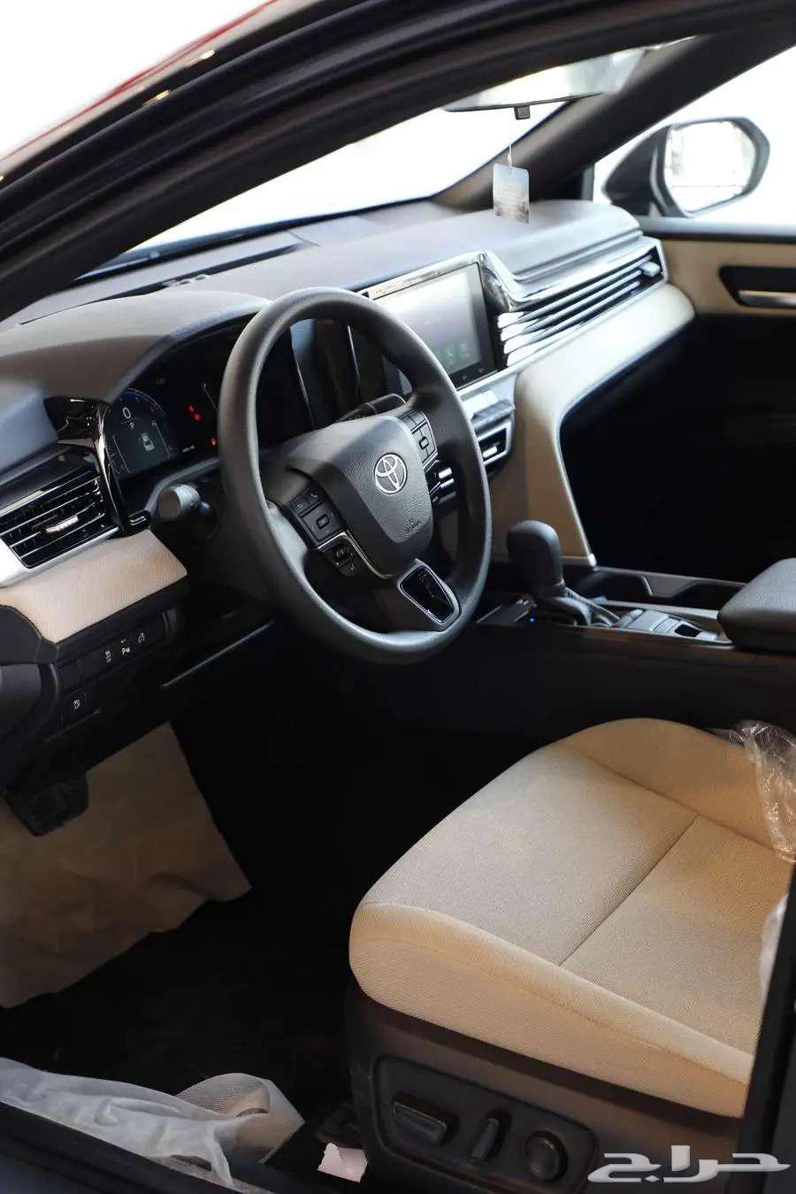 تويوتا كامري 2025E64190551642625113