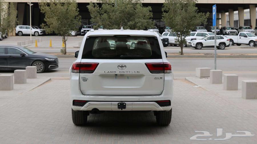 تويوتا لاندكروزر GXR4 2025 بنزين متوفر جميع الفئات64181401944705114