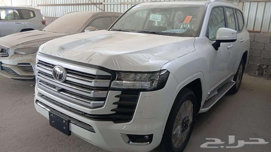 متوفر لاندكروزر جى اكس ار 4 بنزين موديل 202564181840507778110