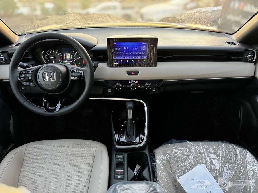 هوندا اتش ار في فئة اي اكس 202464178675163778114