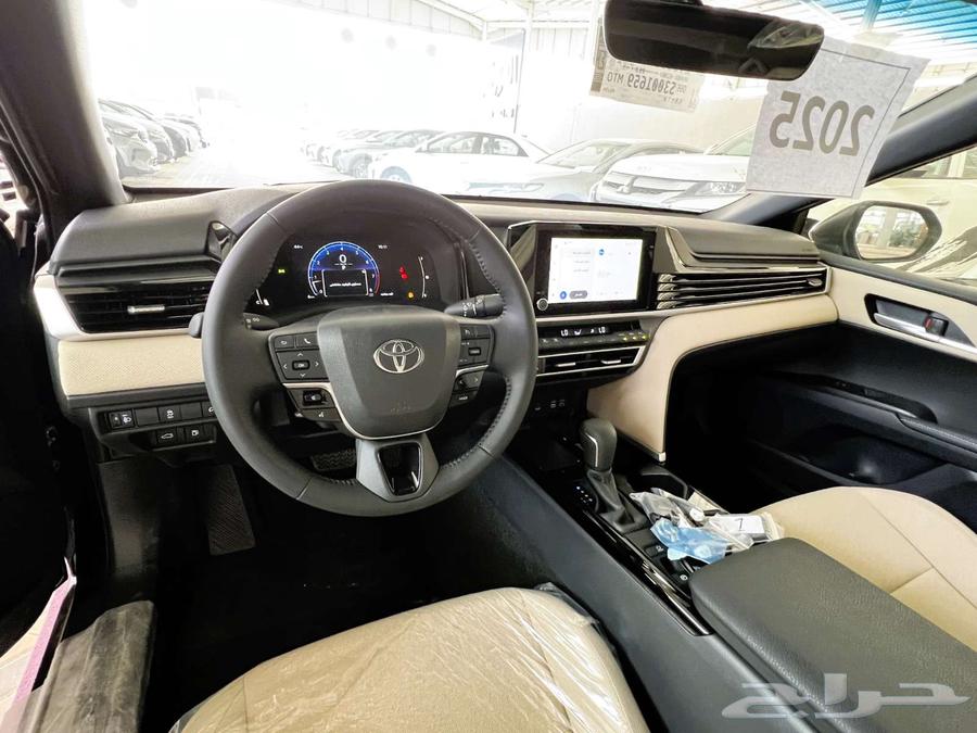 تويوتا كامري le هايبرد 202564181376749954111