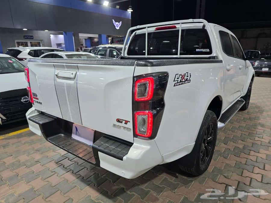 Isuzu D-Max 2024 GT Cash64189415688322114