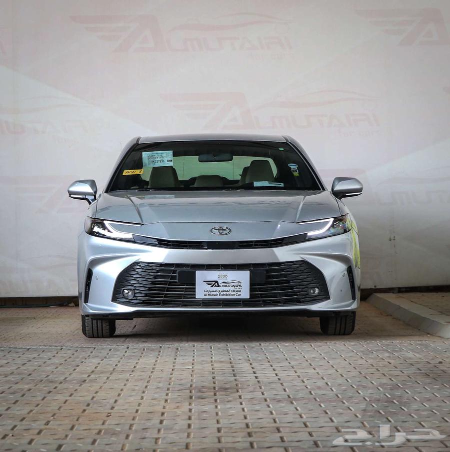 تويوتا كامري E هايبرد موديل 202564194144616705110