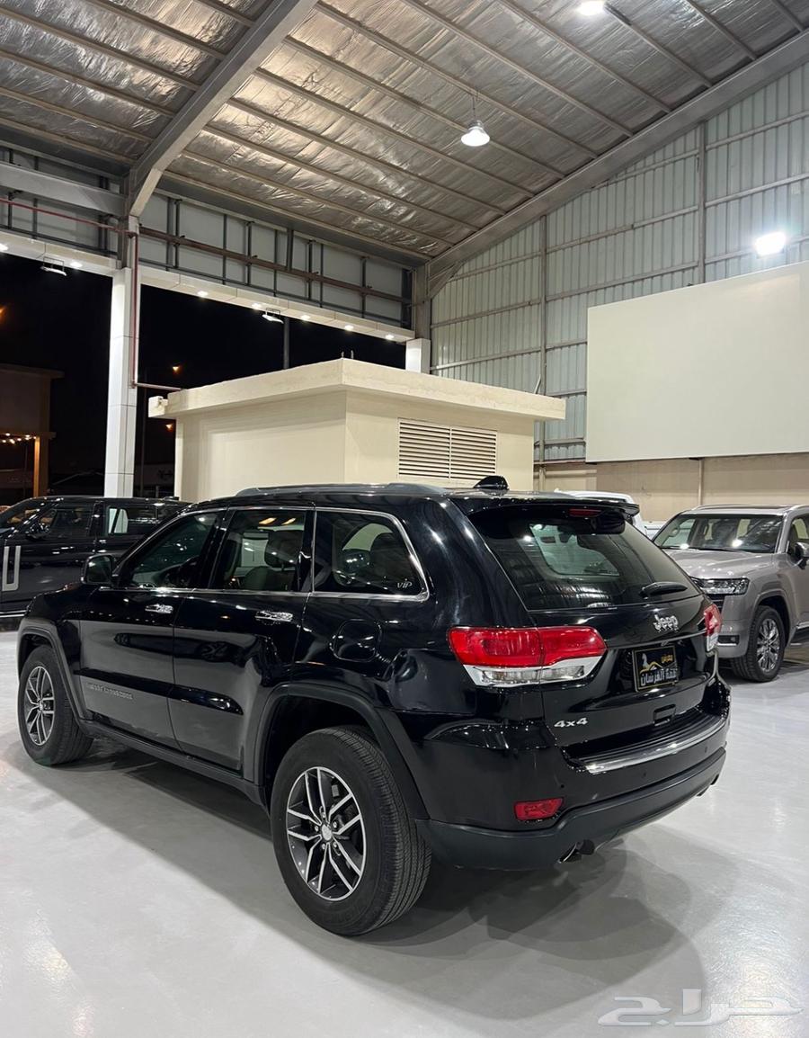 جيب قراند شيروكي 2018 8 سرندل 5.764211868191234112