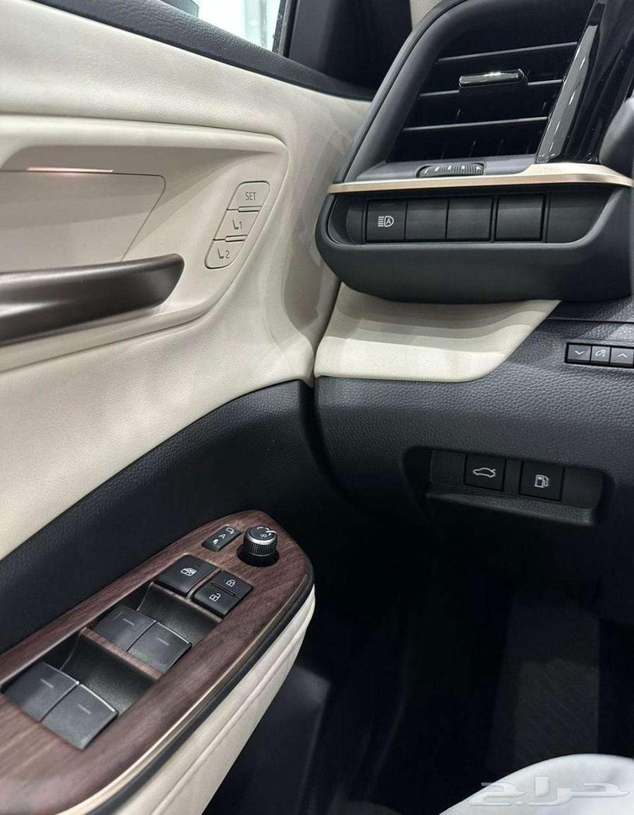 تويوتا كراون بريميوم موديل 202664221659979651113