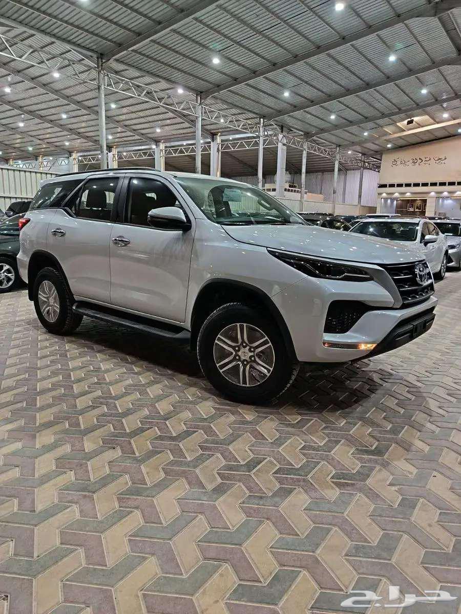 تويوتا فور تشنر GX2 2025 دبل بنزين64217927576707110